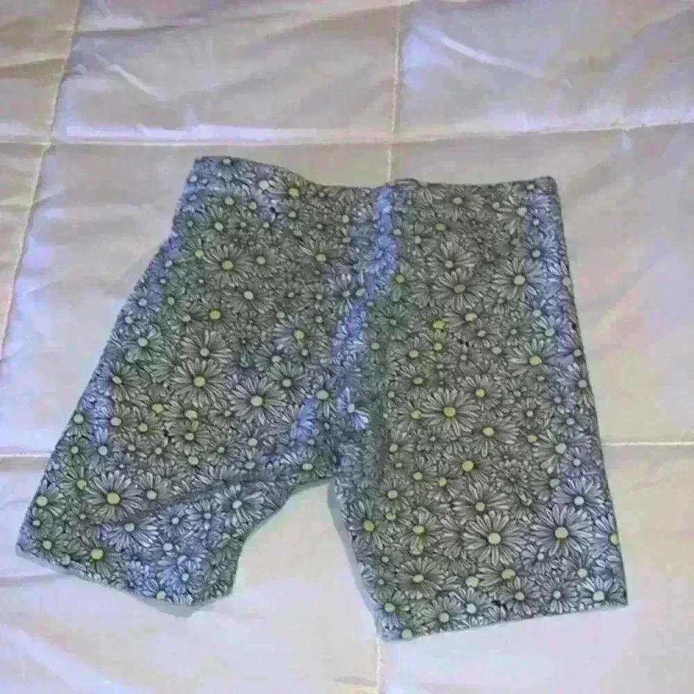 girl bikers shorts size 7/8
